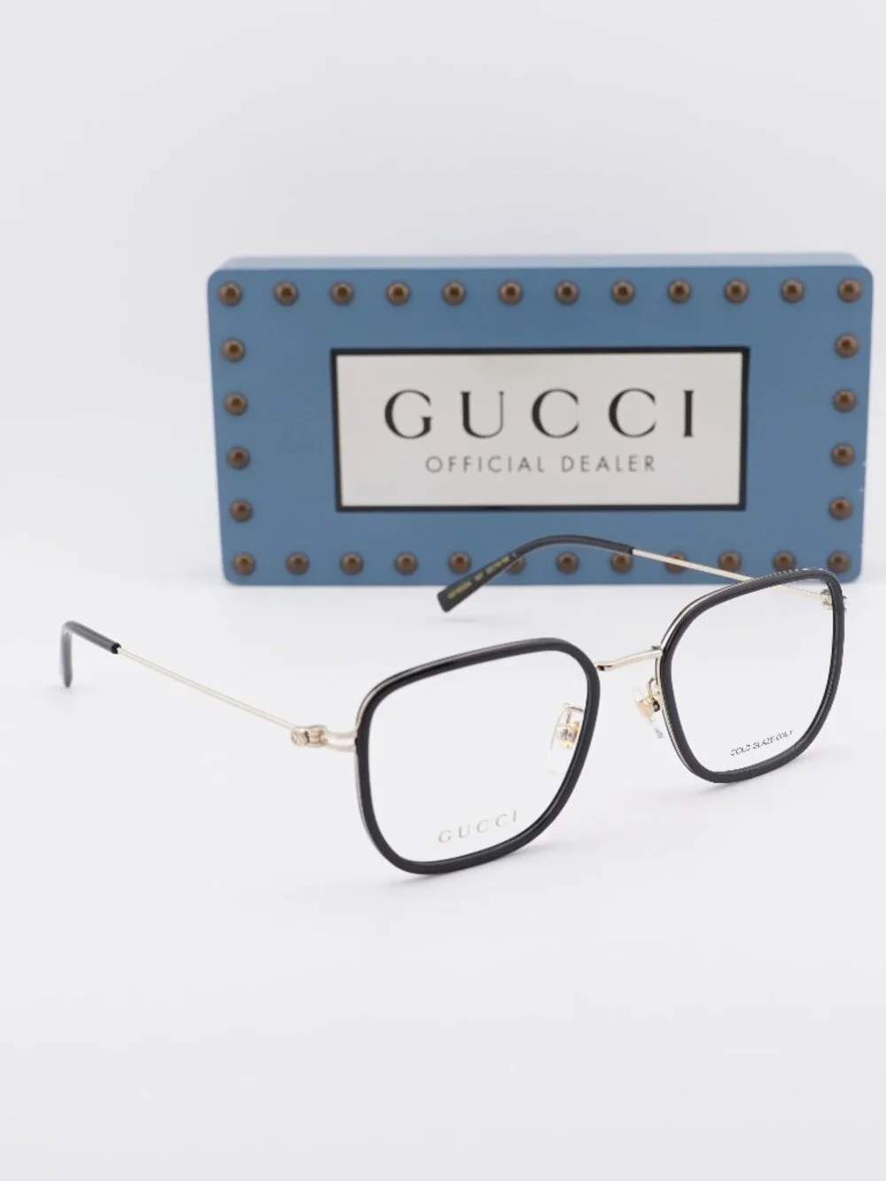 Gucci model gg1852oa